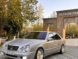 Mercedes E 270-12