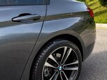 BMW 330-8