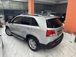 Kia Sorento-9