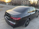Mercedes E 300 de-9