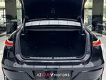 BMW i7-9