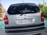 Opel Zafira-4