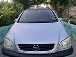 Opel Zafira-2