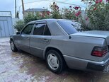 Mercedes 200 E-8