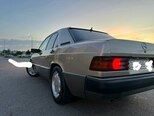 Mercedes 190-2