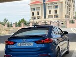 Hyundai Elantra-2