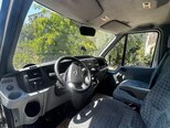 Ford Transit-9