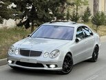 Mercedes E 320-9