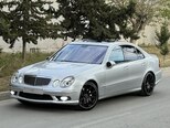 Mercedes E 320-11