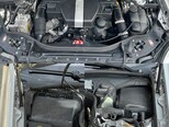 Mercedes E 320-21