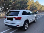 Jeep Grand Cherokee-3