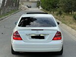 Mercedes E 240-13