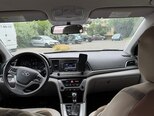 Hyundai Elantra-8