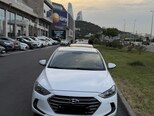 Hyundai Elantra-1