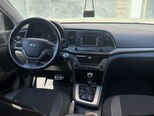 Hyundai Elantra-3