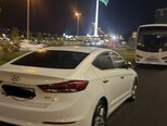 Hyundai Elantra-5