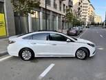 Hyundai Sonata-2