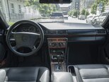 Mercedes 220 E-15