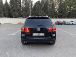 Volkswagen Touareg-2