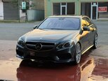 Mercedes E 250-1