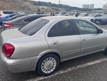 Nissan Sunny-5