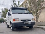 Ford Transit-4