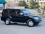 Mitsubishi Pajero-15