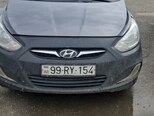 Hyundai Accent-1