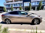 Hyundai Elantra-11