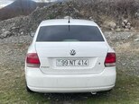 Volkswagen Polo-2