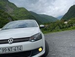 Volkswagen Polo-12