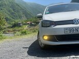 Volkswagen Polo-10