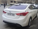 Hyundai Elantra-2