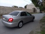 Nissan Sunny-3