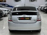 Toyota Prius-8