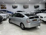 Toyota Prius-9