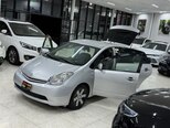 Toyota Prius-17