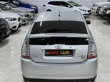 Toyota Prius-7