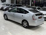 Toyota Prius-13