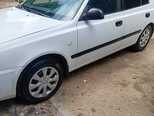 Hyundai Accent-15
