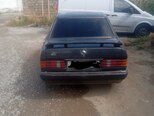 Mercedes 190-2