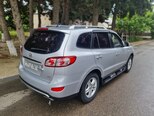 Hyundai Santa Fe-11