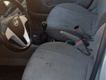 Hyundai Accent-5