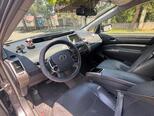 Toyota Prius-3