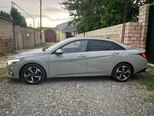 Hyundai Elantra-8