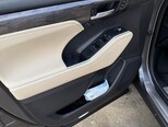 Toyota Highlander-12