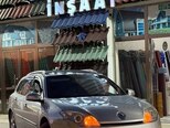 Renault Laguna-6