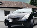 Toyota Prius-8