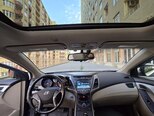 Hyundai Elantra-2