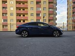 Hyundai Elantra-15